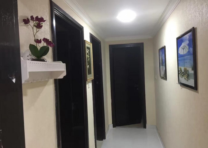 Ladies Beauty saloon for Sale