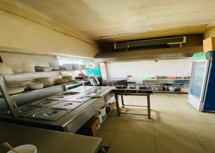Restaurant with equipment for sale in sharjah.