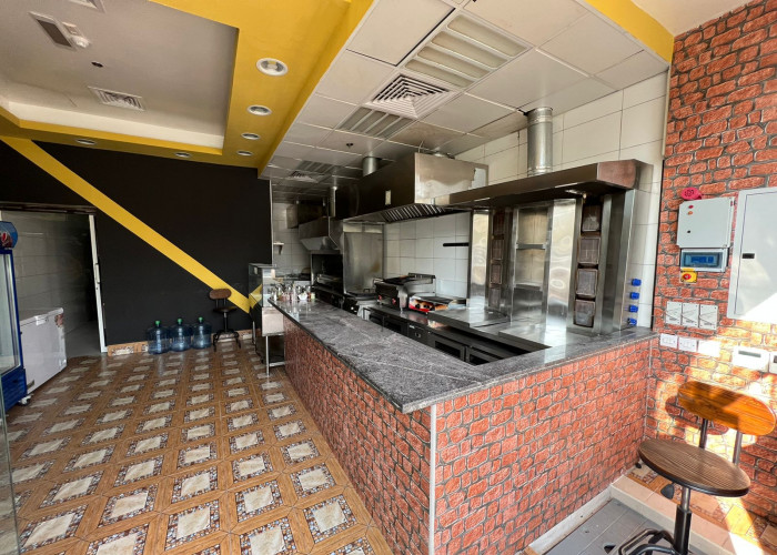 Restaurant for sale in Dubai fully equipment  Ready to start